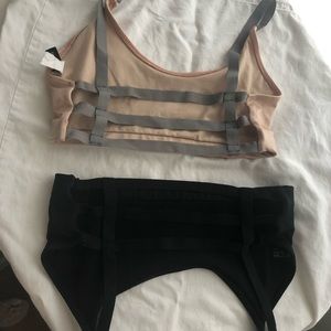 Pair of Onzie Elastic Bras Sm/M